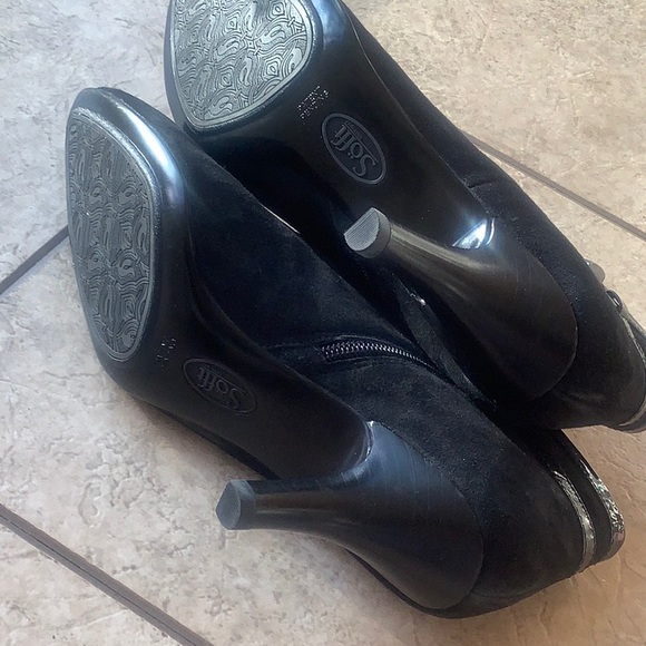 Black bootie - Picture 11 of 11